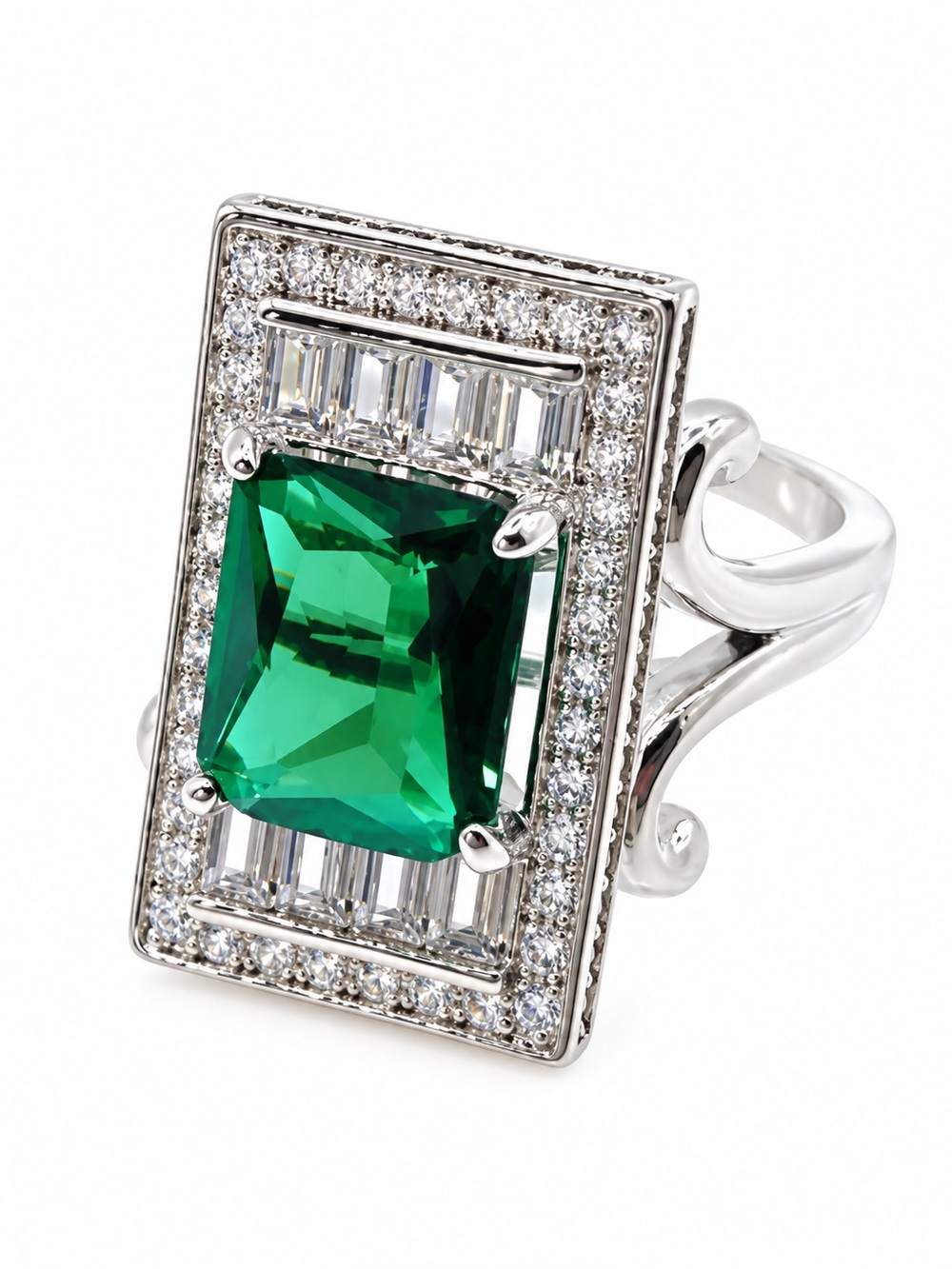 925 Sterling Silver Vintage Style in Green Emerald Cut Ring. Size 8